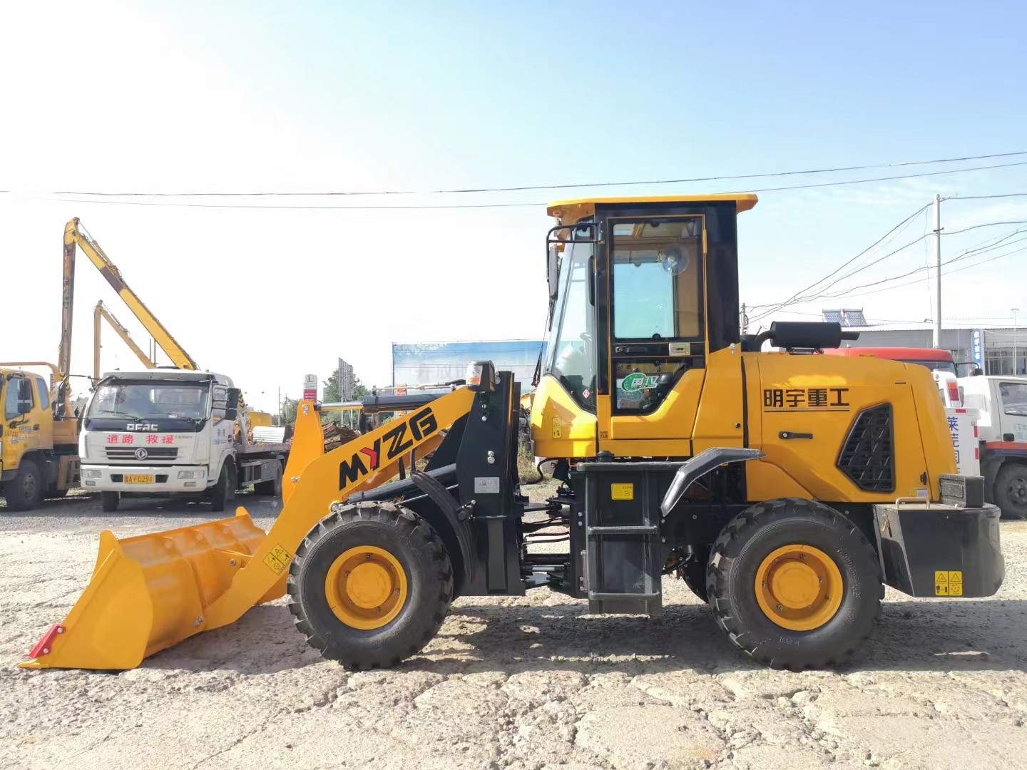 裝載機加裝推雪鏟 鏟車除雪車（價格9-12萬）